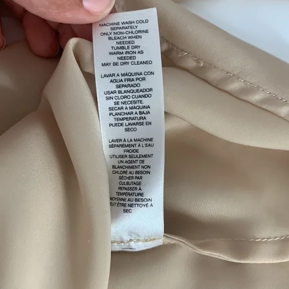 Chico’s tan long sleeve dress blouse - Size 0 - Picture 6 of 6